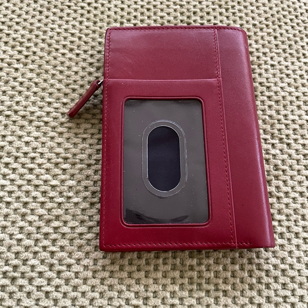 Levenger leather wallet organizer